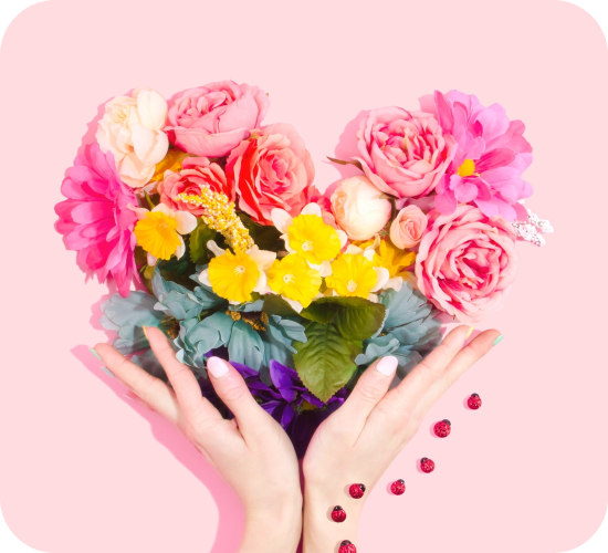 heart roses and hand